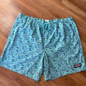 Vineyard Vines Swim Shorts Mens XL Blue Lighthouse Aqua Chappy Trunks Beach